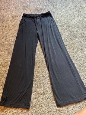 Universal Thread Charcoal black Drawstring Lounge Pants